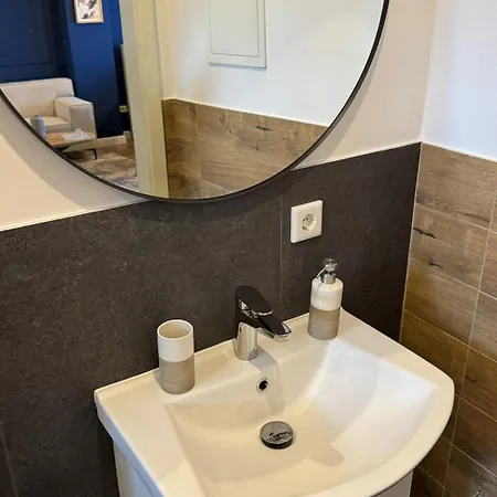 Corporate Comforts Apartamento