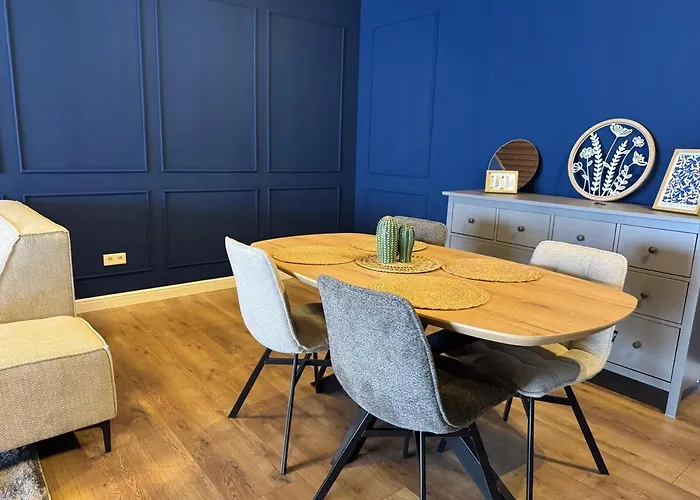 Corporate Comforts Апартаменты *